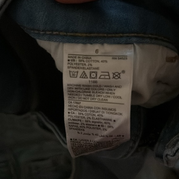 Old navy women’s rockstar jeans super skinny with “built-in warm” - Picture 5 of 6